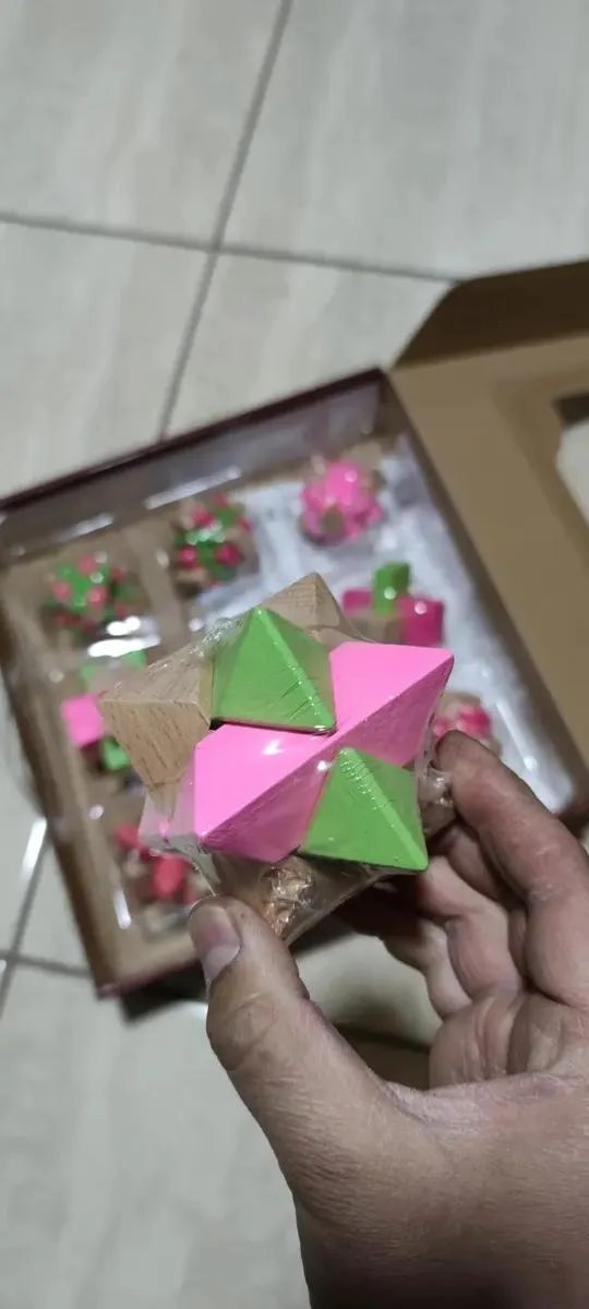 SET DE 9 CUBOS DE MADERA PUZZLE 3D PARA HABILIDAD - 5
