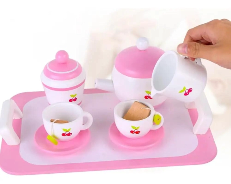 JUEGO DE TAZAS DE TE  Y CAFE  DE MADERA PARA NIÑAS - 1