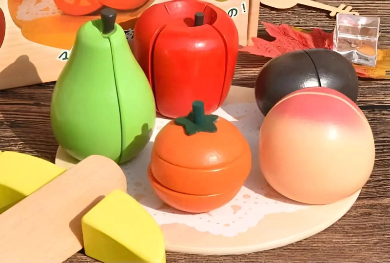 JUEGO DIDACTICO DE MADERA PARA CORTAR VEGETALES Y FRUTAS - 4