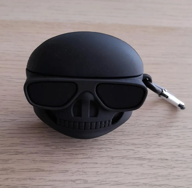 FUNDA PROTECTORA NEGRA CON DISEÑO SKULL PARA AIRPODS PRO - 2