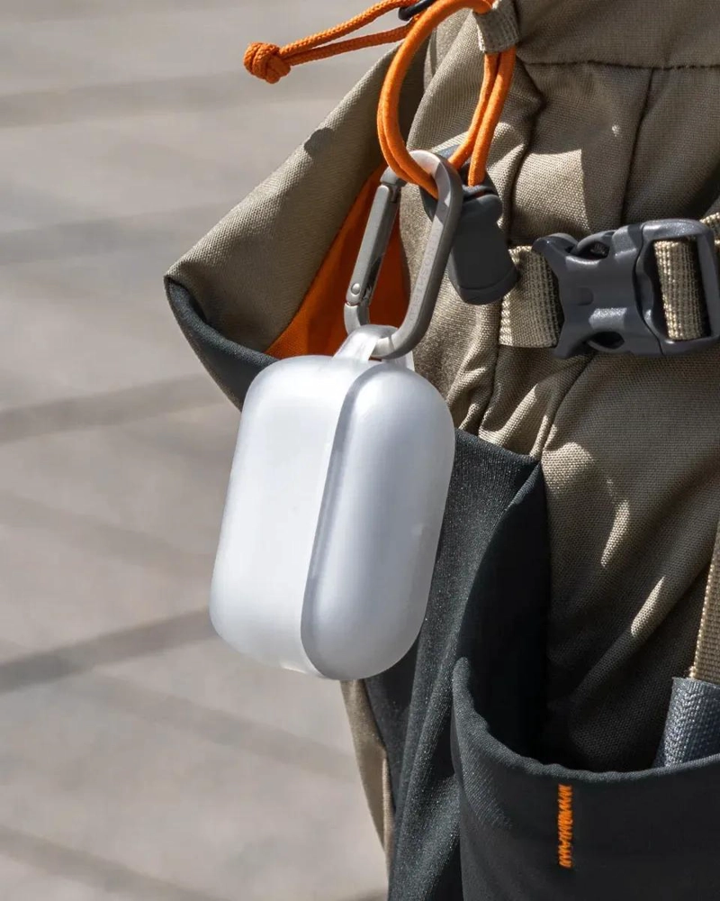 CARCASA PROTECTORA PARA AIRPODS PRO 3 RESISTENTE - 3