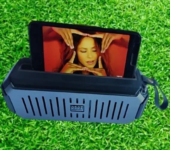 PARLANTE BLUETOOTH RECARGABLE CON RADIO Y LECTOR USB - 2