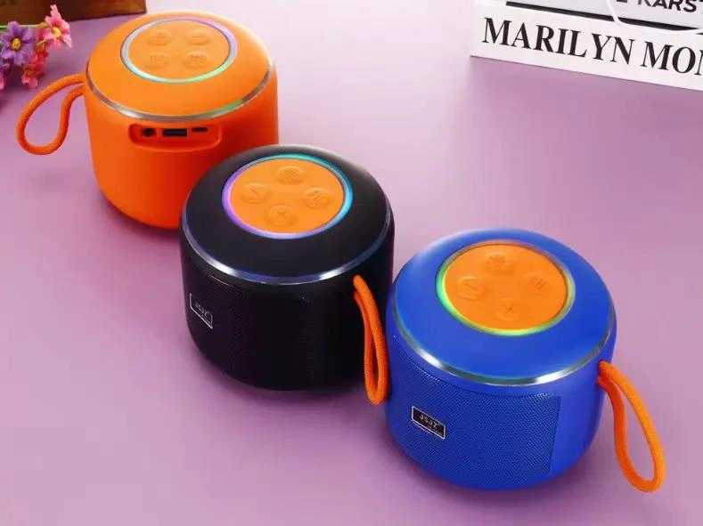 PARLANTE BLUETOOTH PORTATIL CON SUBWOOFER Y LUCES LED - 2