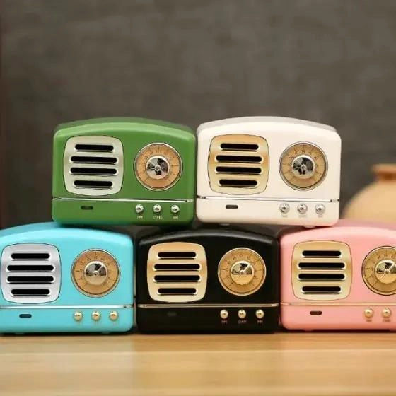 ALTAVOZ BLUETOOTH CON RADIO Y DISEÑO RETRO - 4