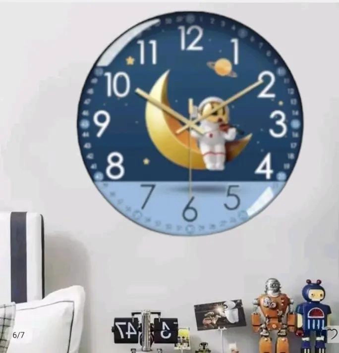 RELOJ SILENCIOSO INFANTIL CON DISEÑO DE ASTRONAUTA Y LUNA - 5