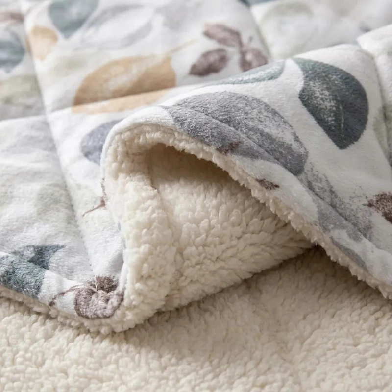 CUBRECAMA 2 PLAZAS FLANNEL CON SHERPA GRIS - 2