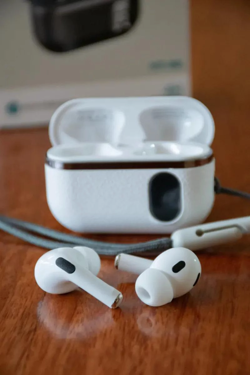 AUDIFONOS INALAMBRICOS BLUETOOTH CON PANTALLA LED Y EST. - 3