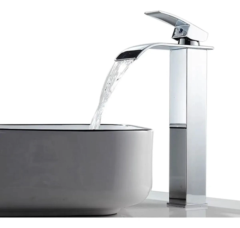 LLAVE MONOMANDO PARA LAVAMANOS CON DISEÑO CASCADA Y CURVA - 4
