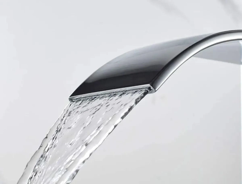 LLAVE MONOMANDO PARA LAVAMANOS CON DISEÑO CASCADA Y CURVA - 5