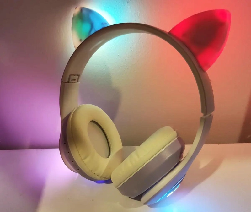 AUDIFONOS BLUETOOTH CON DISEÑO DE OREJAS DE GATO Y LUCES - 2