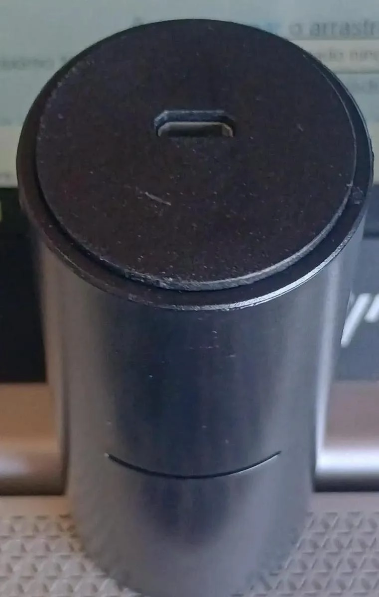 AUDIFONOS BLUETOOTH CON FUNDA Y ACCESORIOS NEGROS - 3