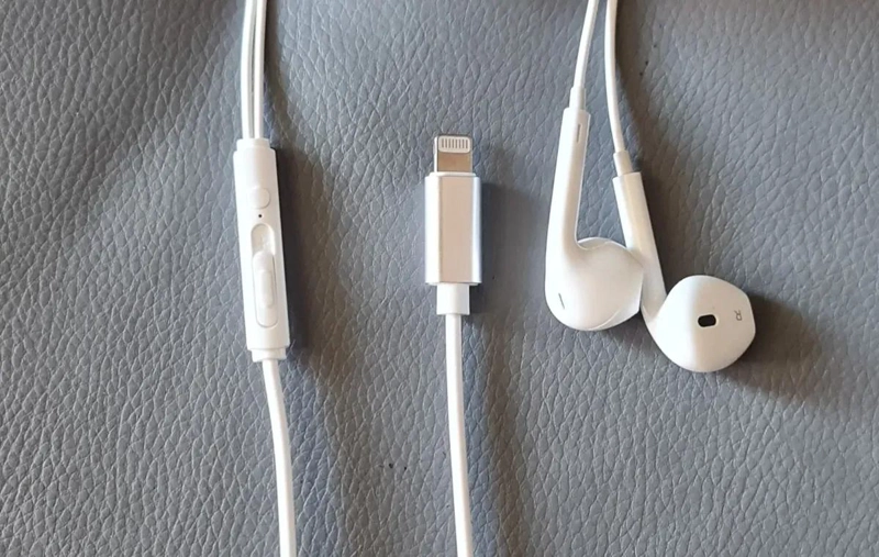 AUDIFONOS ALAMBRICOS PARA IPHONE SIN GOMA - 3