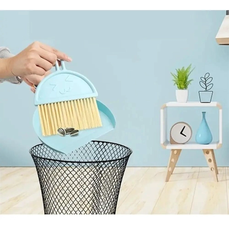 SET DE LIMPIEZA DIDACTICO DE MADERA CON ESCOBA - 3
