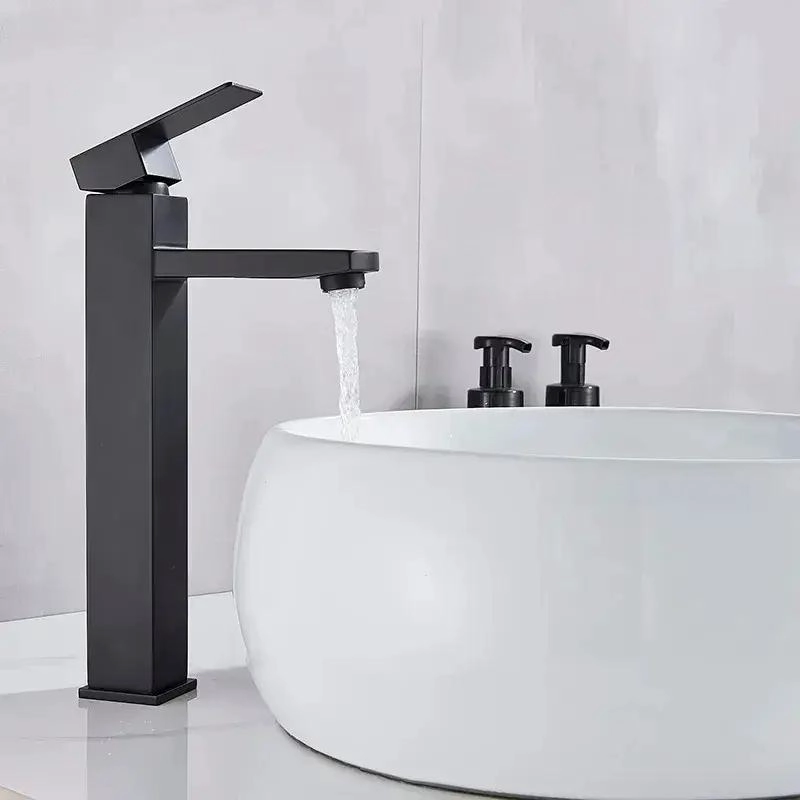 LLAVE MONOMANDO PARA LAVAMANOS NEGRA MATE 30 CM - 2