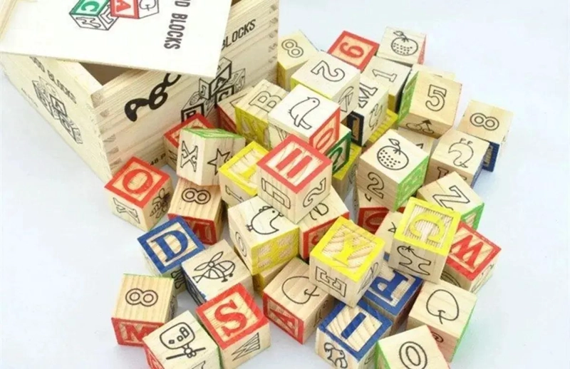 CUBO DE MADERA CON LETRAS Y NUMEROS 48 PIEZAS - 4