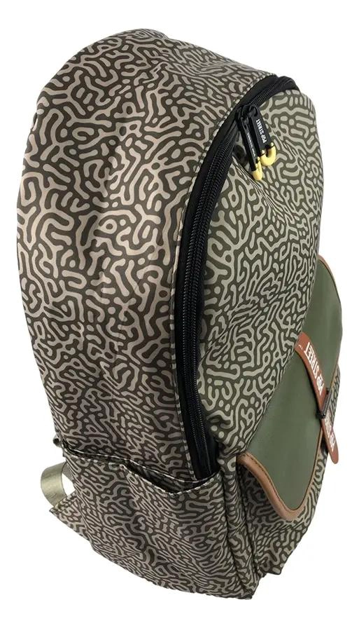 MOCHILA JUVENIL COLOR OLIVA CON DISEÑO MODERNO - 3