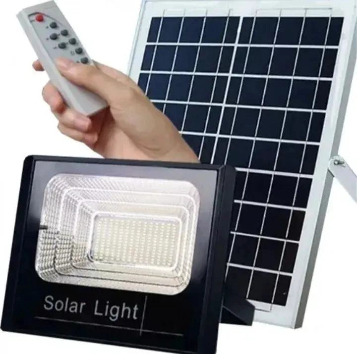 FOCO SOLAR 600W CON PANEL SEPARADO Y CONTROL REMOTO IP67 - 1