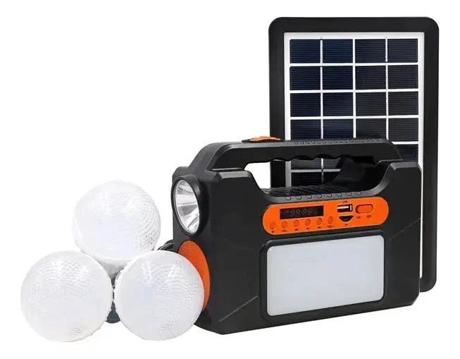 KIT DE EMERGENCIA SOLAR CON 3 AMPOLLETAS, LINTERNA Y FOCO - 2