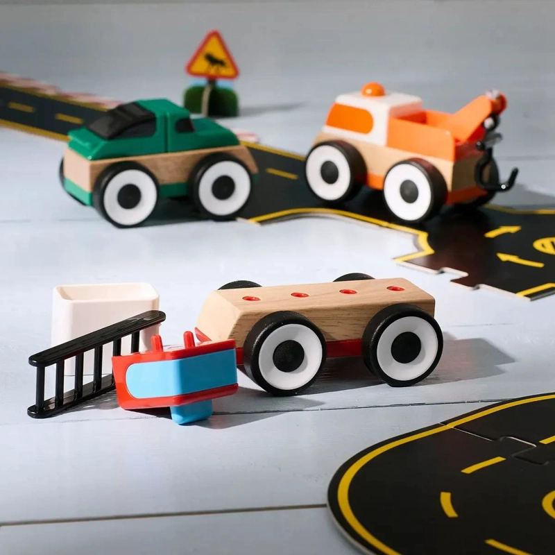 SET 3 AUTOS DE MADERA BOMBEROS, GRUA Y DEPORTIVO 11CM - 5