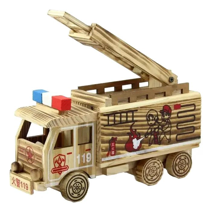 AUTO DE BOMBEROS DE MADERA PARA NIÑOS MONTESSORI - 4