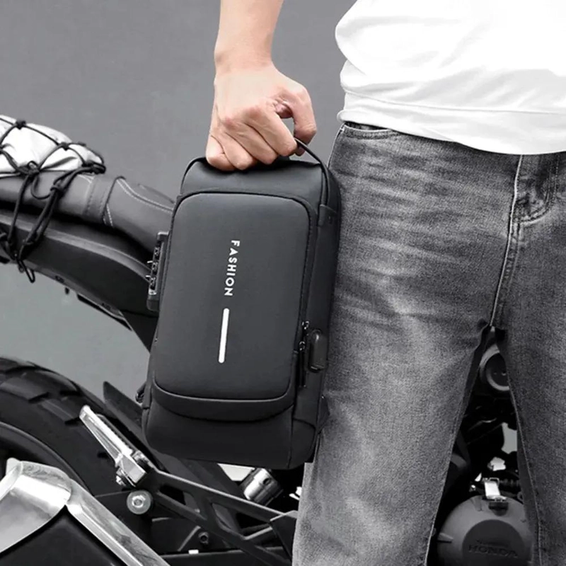 BOLSO DE HOMBRO CRUZADO PARA HOMBRE CON PUERTO USB - 2