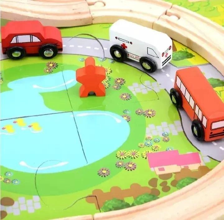 PISTA DE AUTOS Y TREN DE MADERA CON PUENTE 88 PIEZAS - 5