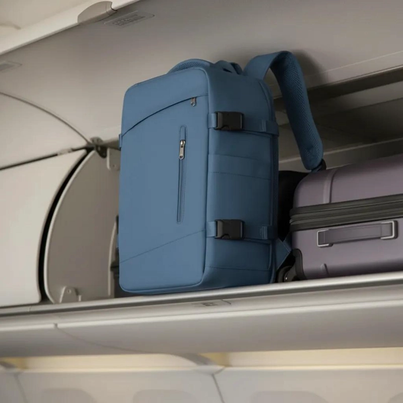 MOCHILA IMPERMEABLE ESPACIOSA PARA CABINA DE AVION - 1
