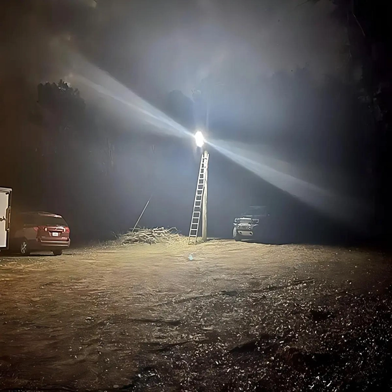 FOCO LED EXTERIOR CON SENSOR Y POTENCIA DE 400W - 3