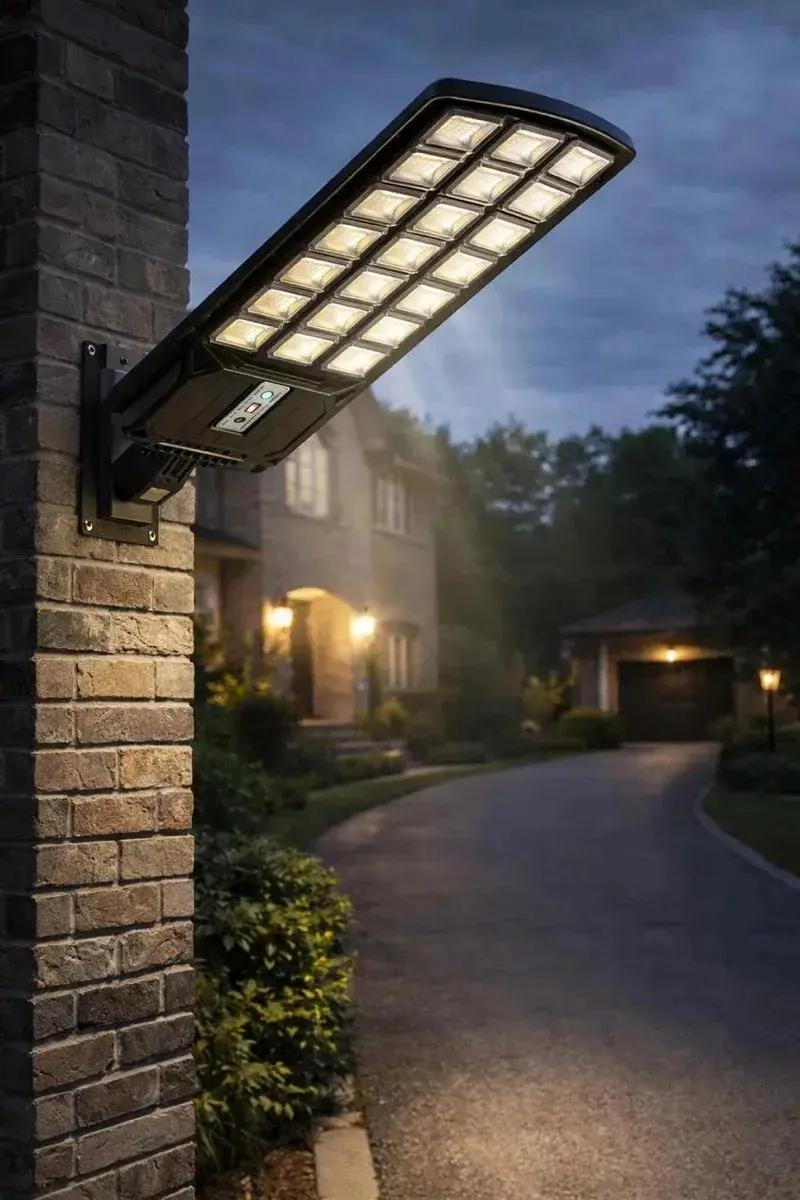 FOCO SOLAR LED 2000W CON SENSOR DE MOVIMIENTO Y CONTROL - 4