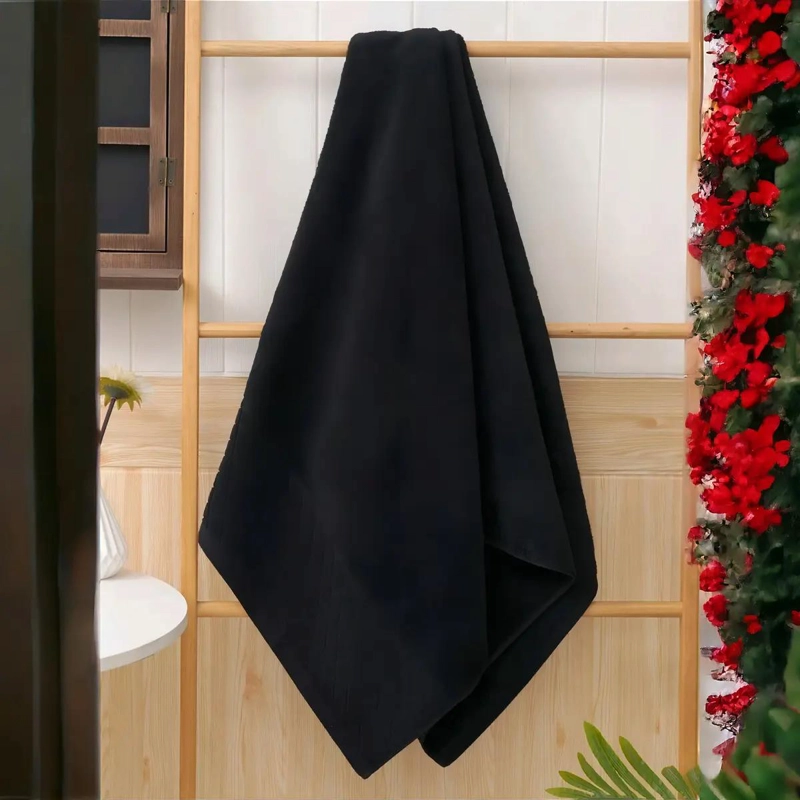 TOALLA DE ALGODON 70X130 CM NEGRA CON BORDE - 4