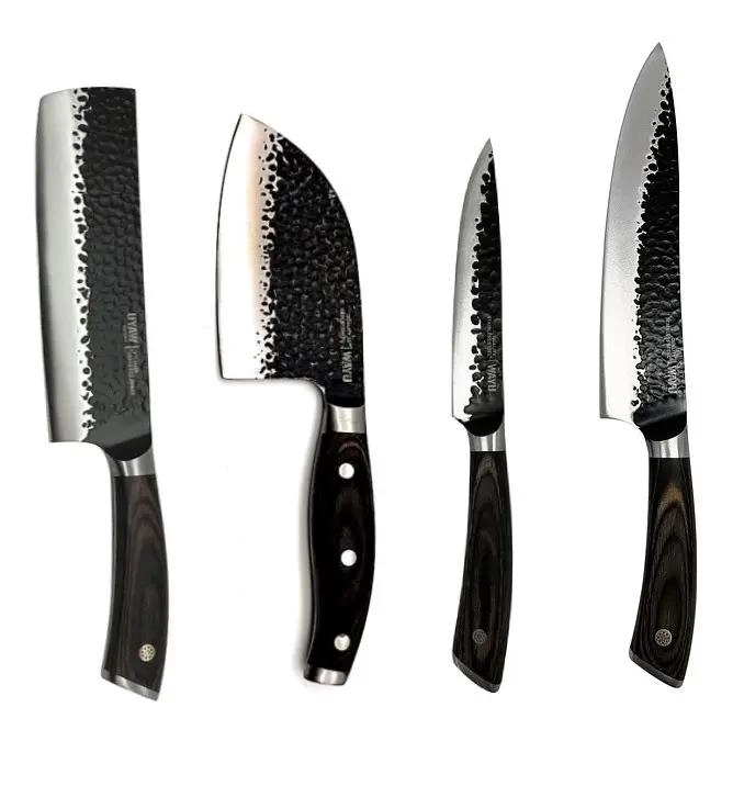 SET 4 CUCHILLOS PARA ASADO CON GRABADO LASER - 1