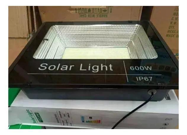 FOCO SOLAR 600W CON PANEL Y CONTROL EXTERNO - 5