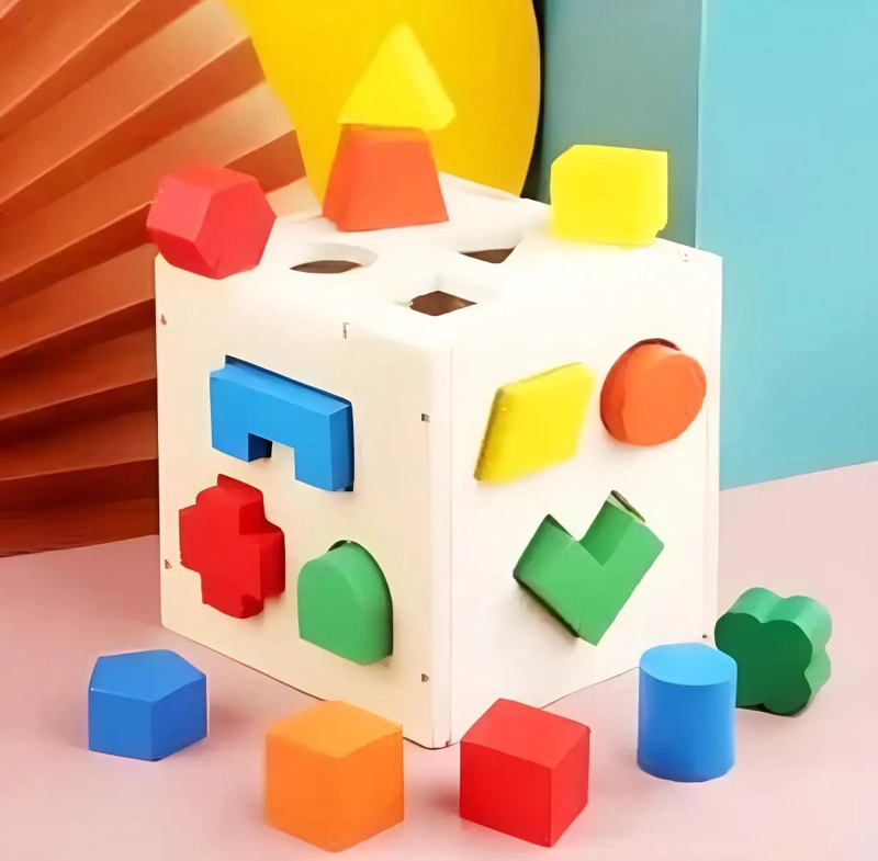 JUEGO DE ENCAJE CUBO DE MADERA CON FIGURAS GEOME TRICAS - 1