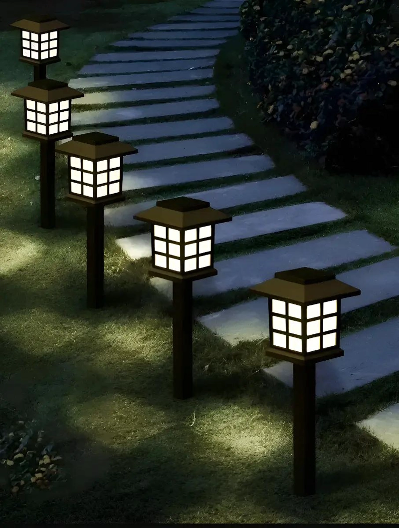 PACK 8 ESTACAS SOLARES PARA JARDIN EXTERIOR - 1