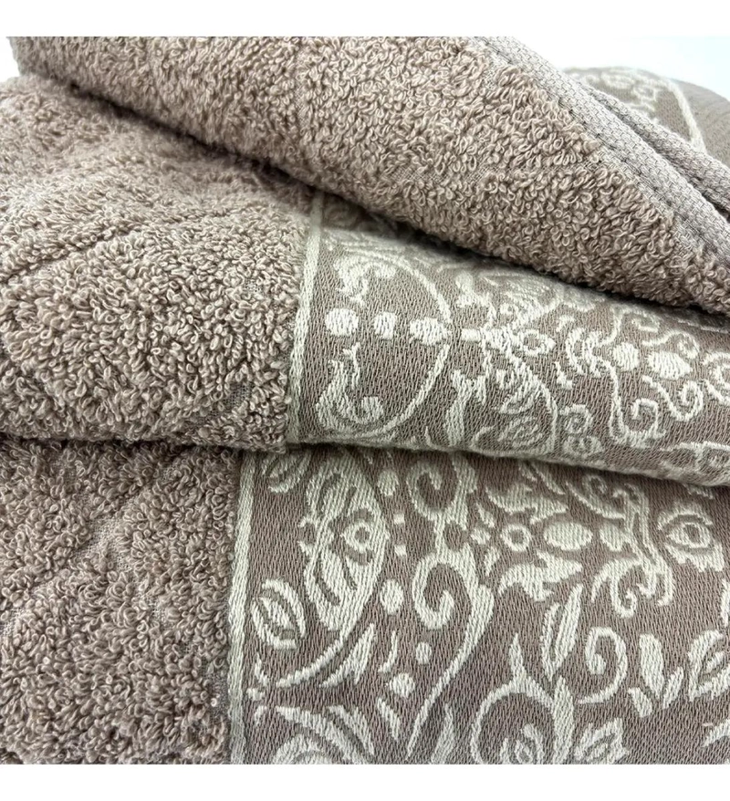 JUEGO DE TOALLAS JACQUARD BEIGE CON FLORES - 4
