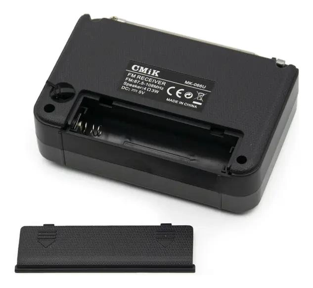 MINI RADIO DIGITAL MULTIFUNCION CON REPRODUCTOR MP3 Y FM - 3