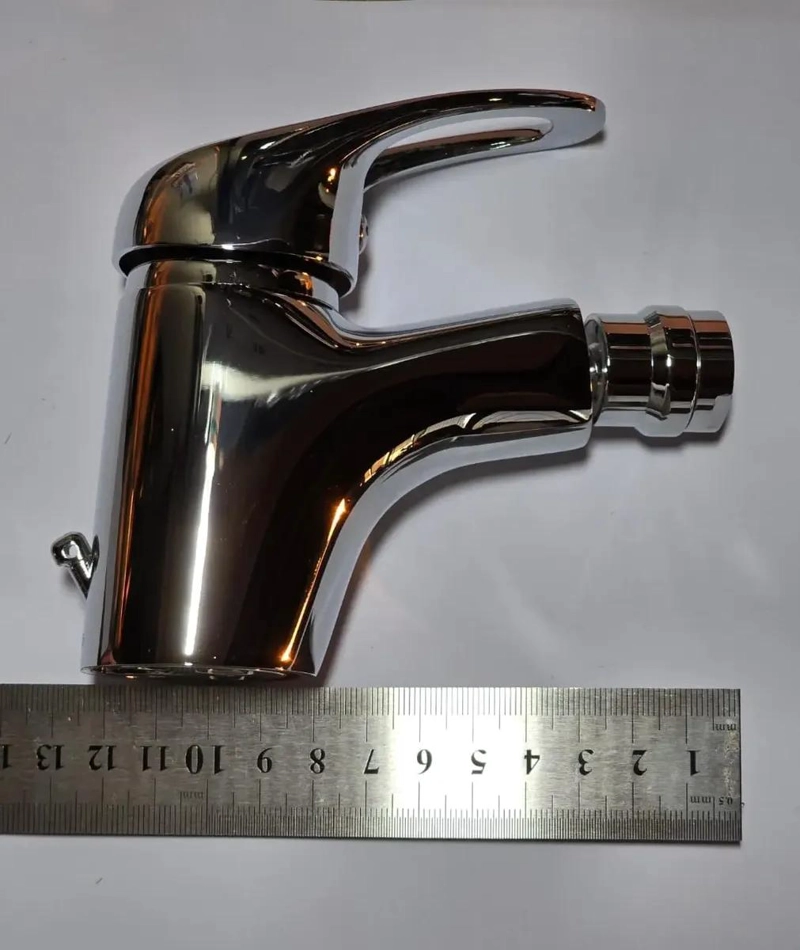 LLAVE MONOMANDO PARA BIDET CON DISEÑO FREIBURG - 4