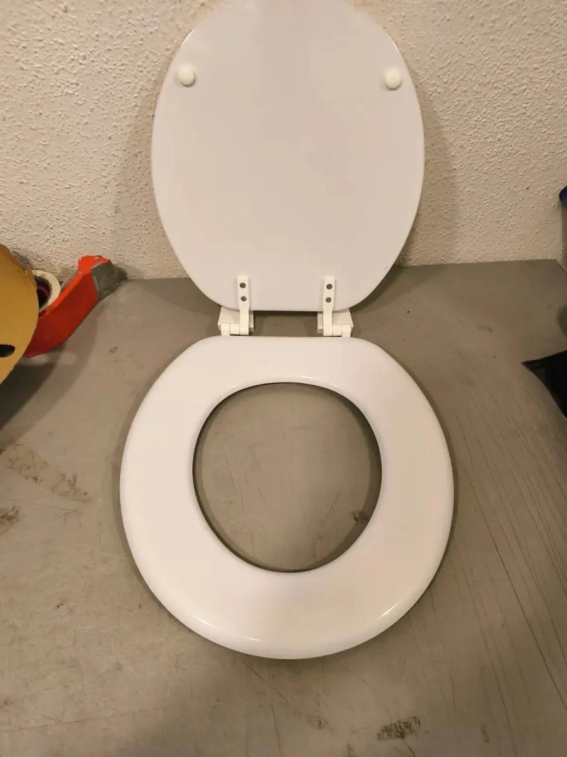 TAPA DE ASIENTO PARA WC REDONDO DE MADERA 40X36.5 CM - 3