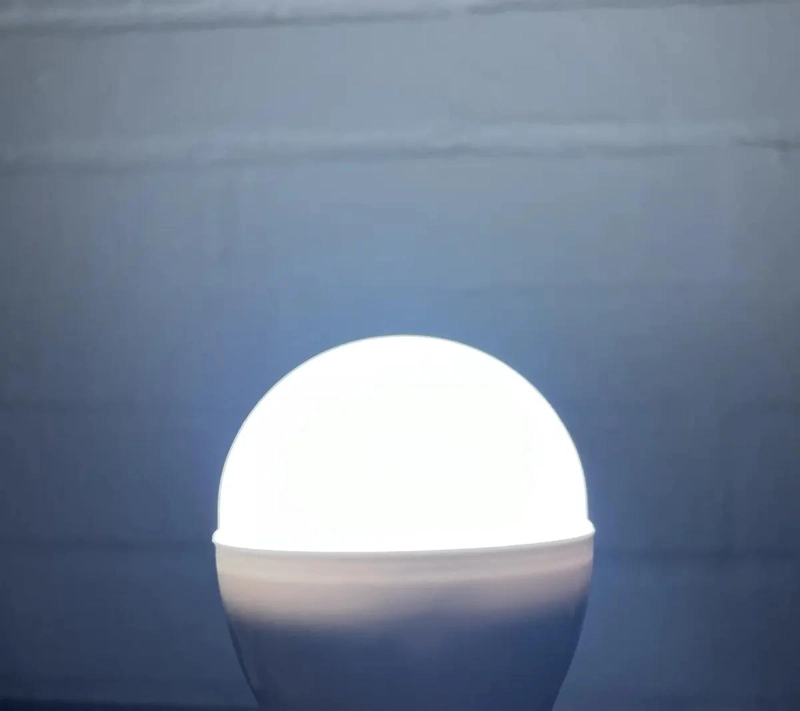 LAMPARA LED DE EMERGENCIA CON PANEL SOLAR PARA CAMPING - 4