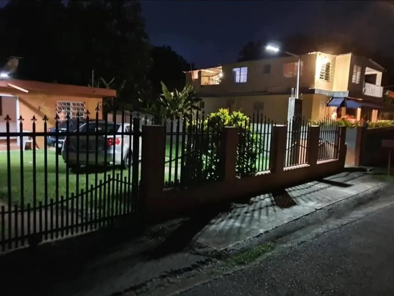 FOCO SOLAR LED 700W EXTERIOR CON CONTROL Y SOPORTE - 2