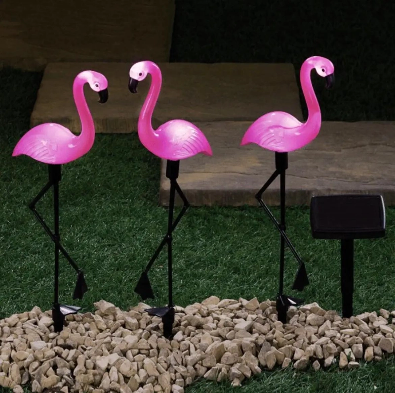 ESTACAS SOLARES ROSADAS PARA JARDIN PACK X3 - 3