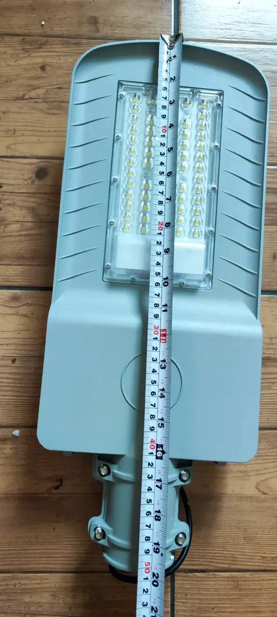 LUMINARIA SOLAR PARA CALLE 300W CON SOPORTE Y PANEL - 5