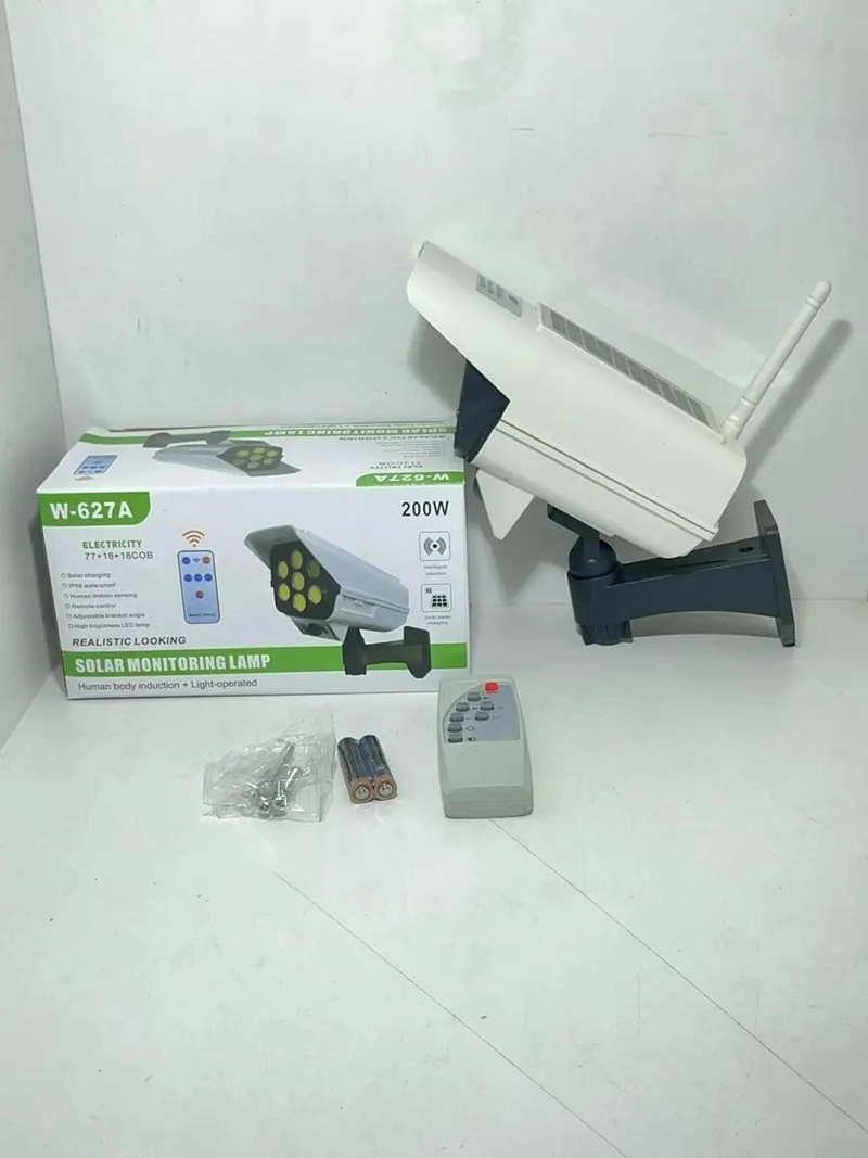 FOCO SOLAR CON SENSOR DE MOVIMIENTO 200W TIPO CAMARA - 4