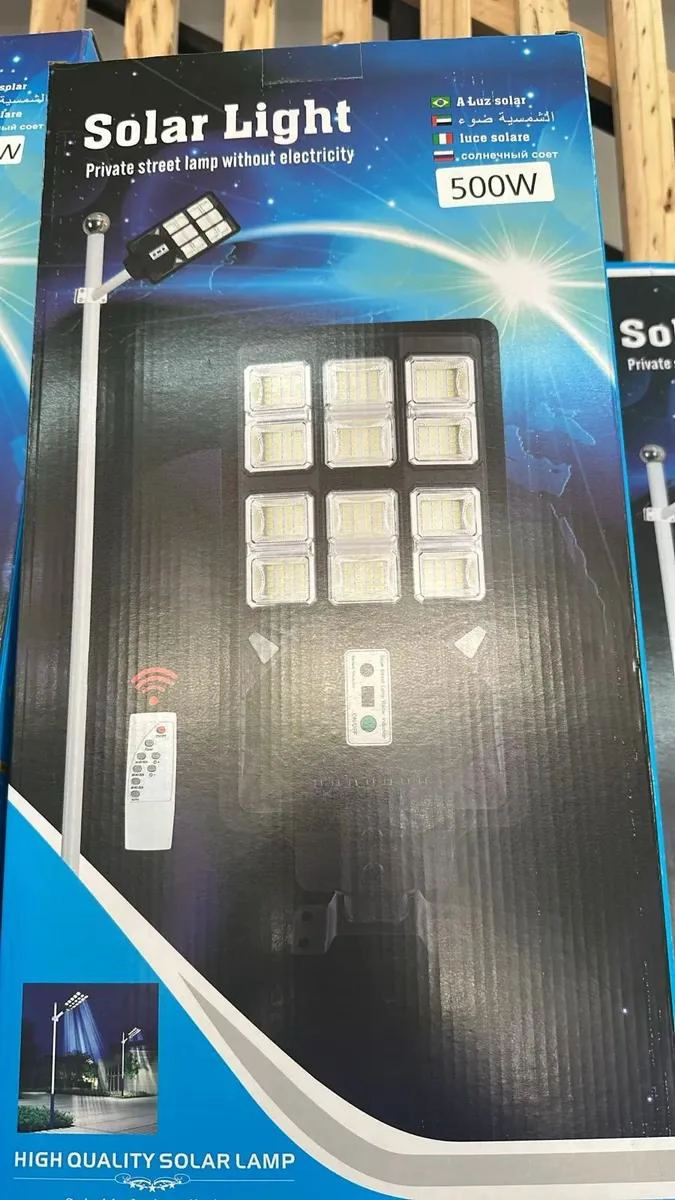 FOCO SOLAR 500W CON 666 LEDS Y CONTROL REMOTO - 5