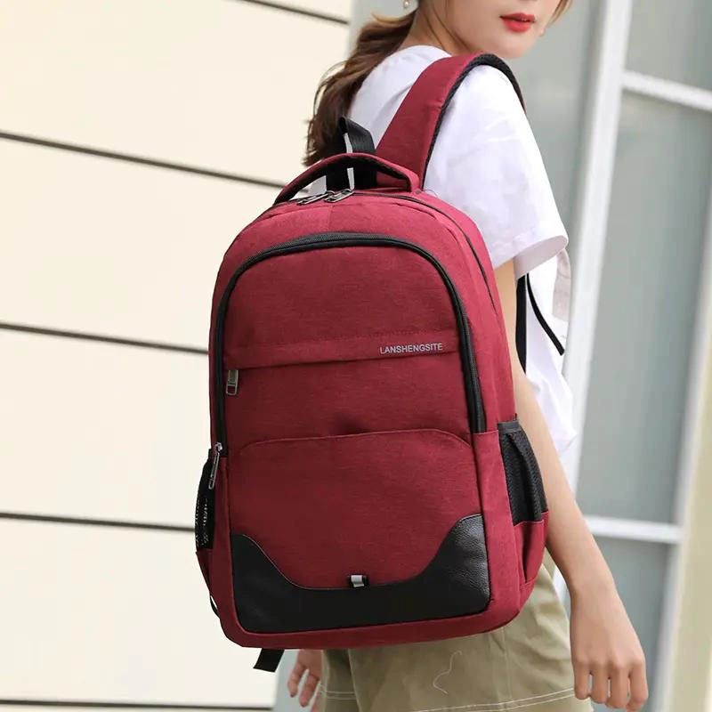 MOCHILA MULTIFUNCIONAL IMPERMEABLE CON PUERTO USB - 3