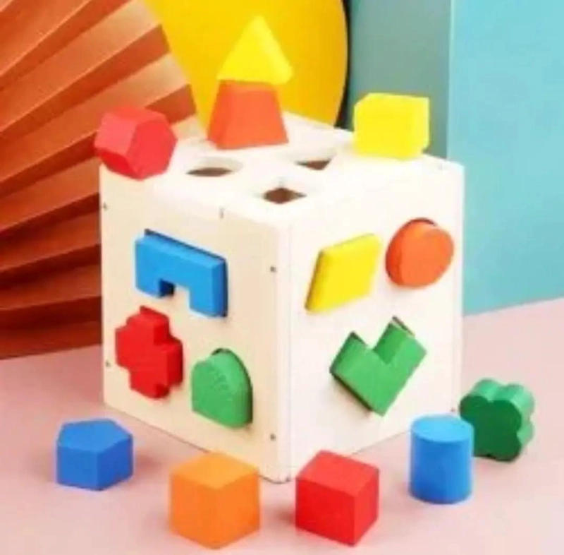 CUBO DIDACTICO DE MADERA CON FIGURAS GEOME TRICAS - 3