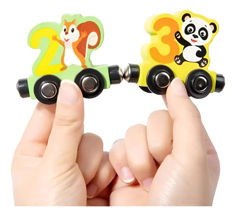 TREN DIDACTICO DE MADERA CON IMANES PARA NIÑOS - 1