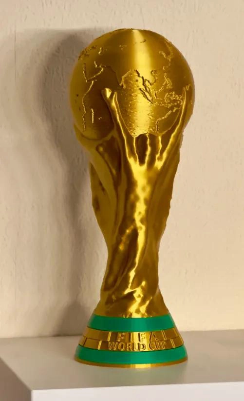 FIGURA DECORATIVA TEMATICA COPA MUNDIAL PARA EXHIBICION - 2