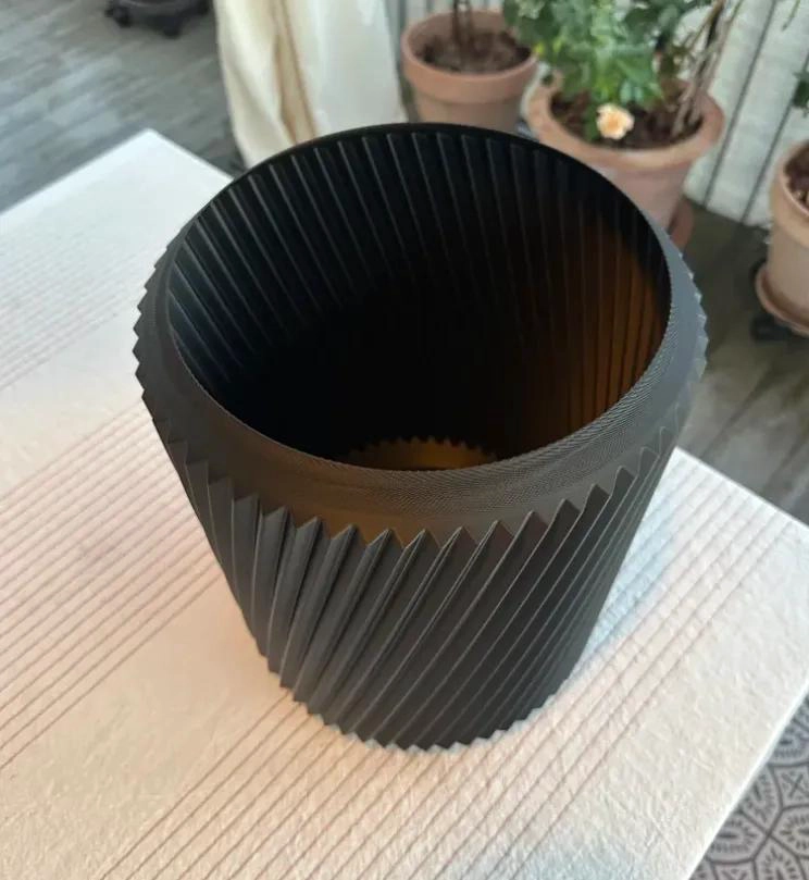 CESTA GRANDE CON DISEÑO ESPIRAL PARA ALMACENAMIENTO Y DECORACION - 1