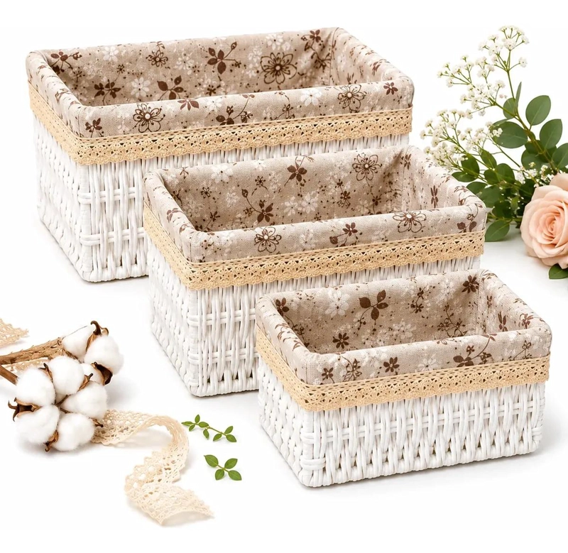 SET DE 3 CANASTOS ORGANIZADORES DE MIMBRE BLANCO CON TELA FLORAL - 1